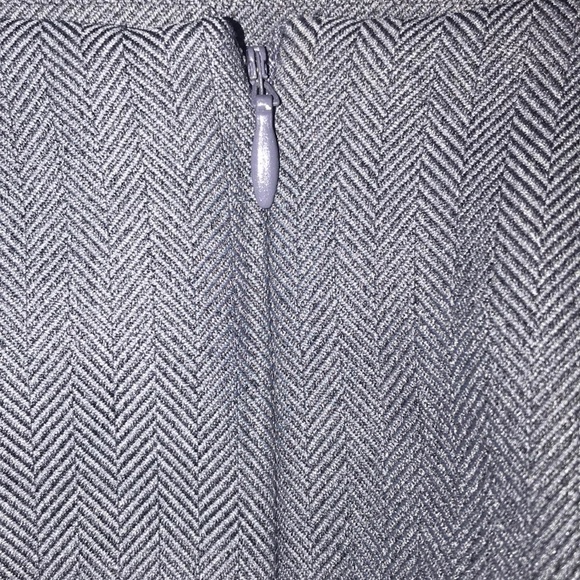 Levine Classics Gray Pleated Lined Skirt - Picture 8 of 8